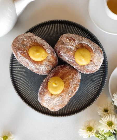 Pistachio Doughnut