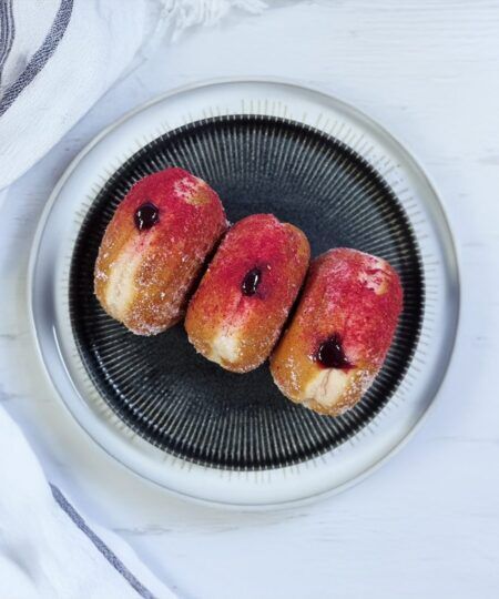 Cherry Jam Doughnut (ve)